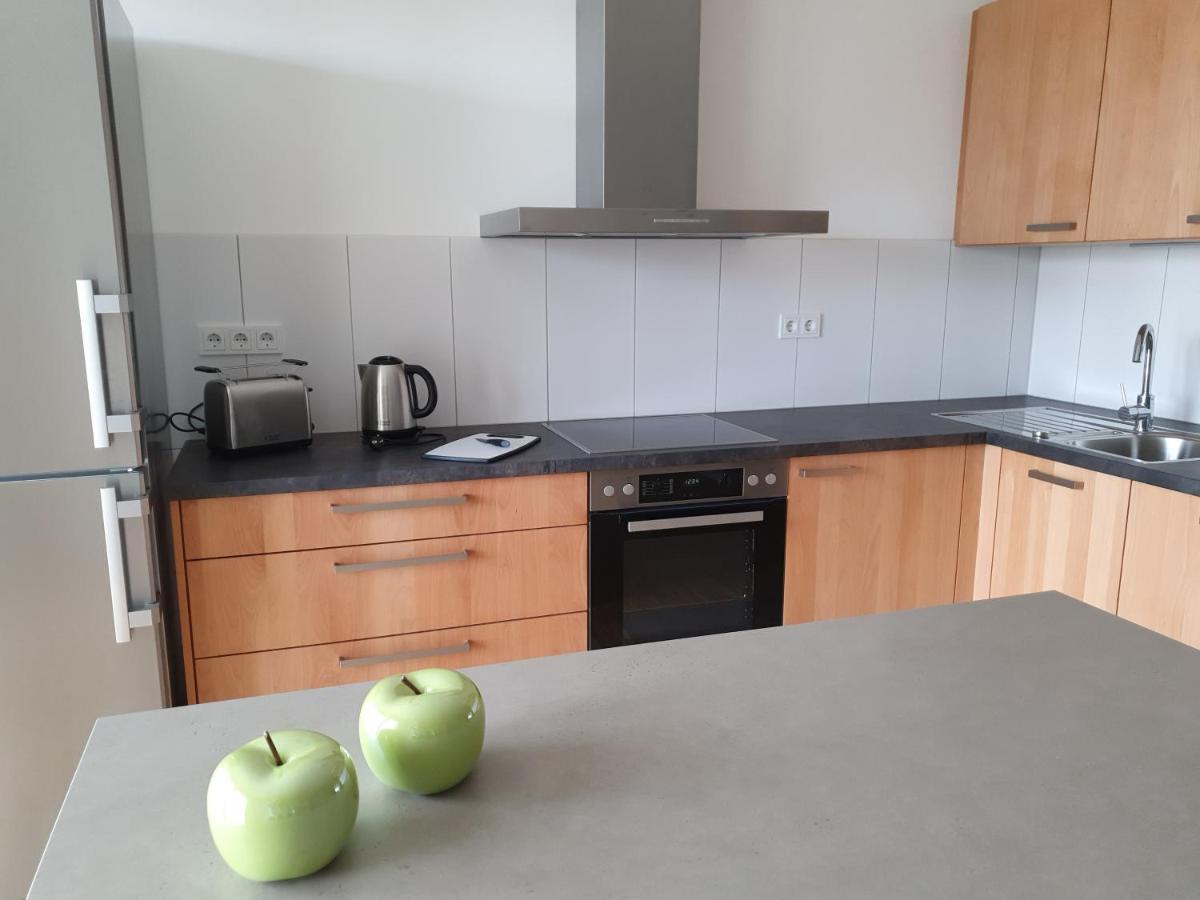 Hotel Con4Rent Kirchheim unter Teck Exterior foto